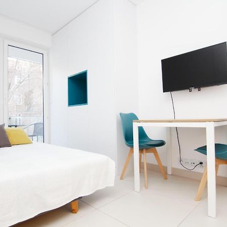 Blue River - Pulaskiego A - Private Apartment ヴロツワフ エクステリア 写真