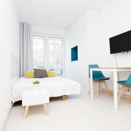 Blue River - Pulaskiego A - Private Apartment ヴロツワフ エクステリア 写真