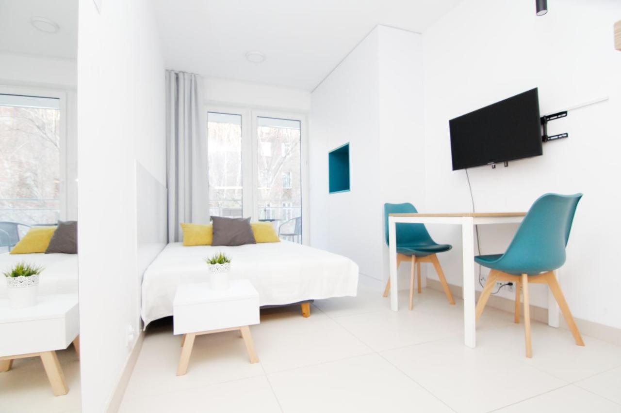 Blue River - Pulaskiego A - Private Apartment ヴロツワフ エクステリア 写真