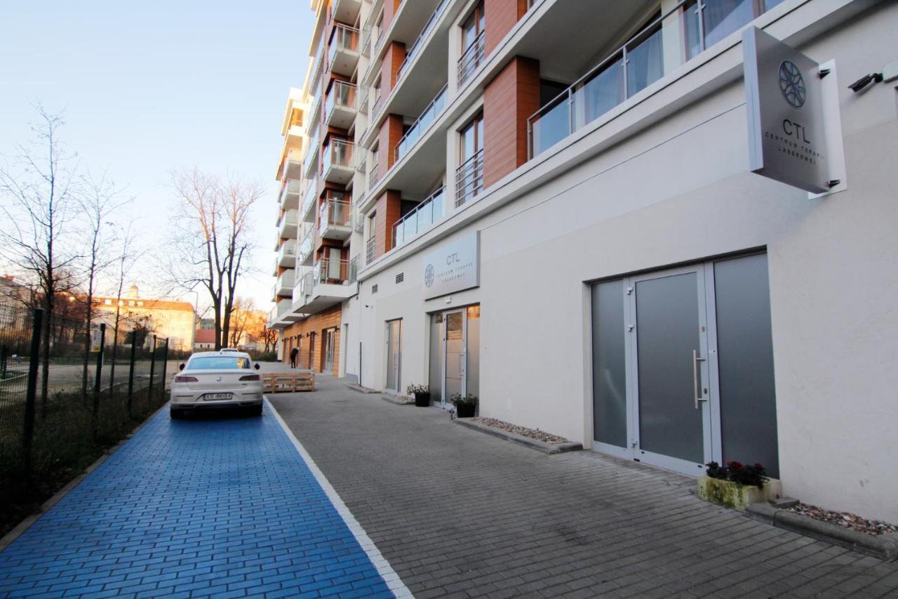Blue River - Pulaskiego A - Private Apartment ヴロツワフ エクステリア 写真